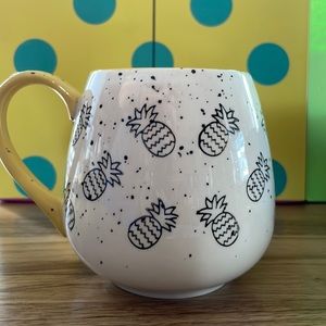 Meritage Pineapple coffee mug cup 20oz ☕️ 🍍